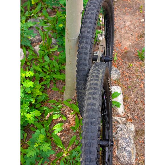 Wherelset from TREK Slash 8 MX Bontrager Line Comp 30, Tubeless Boost 27.5˝ + 29 - Picture 2 of 11